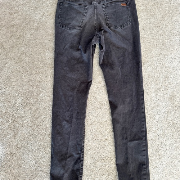 Rip Zone Jeans - Picture 5 of 7